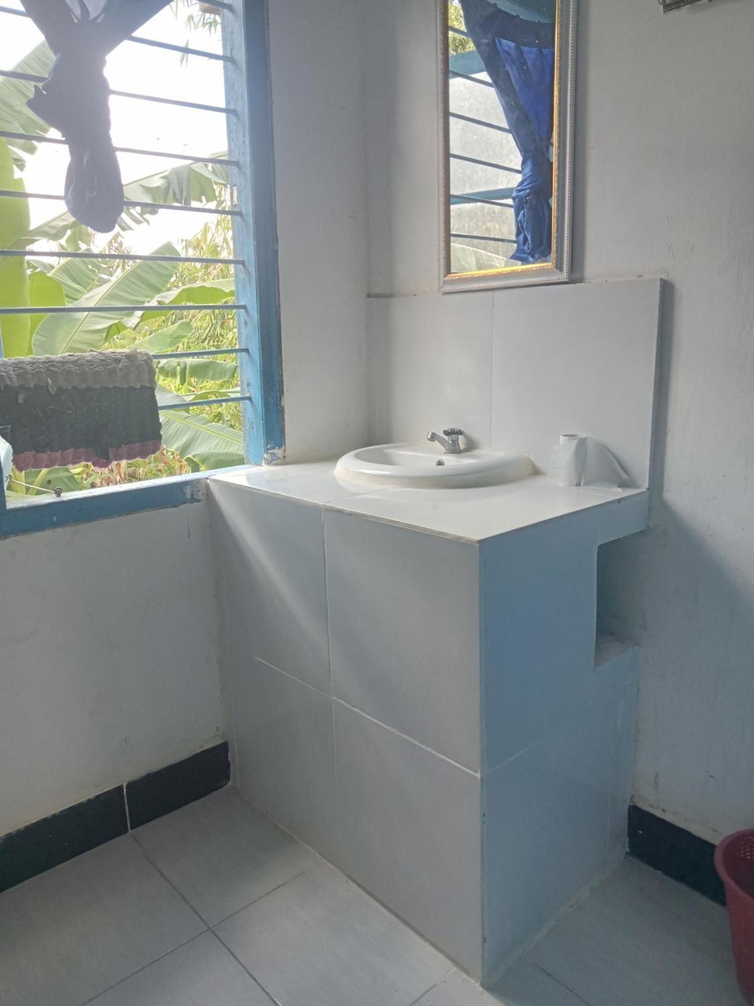 Bulan Homestay Plambi ภายนอก รูปภาพ