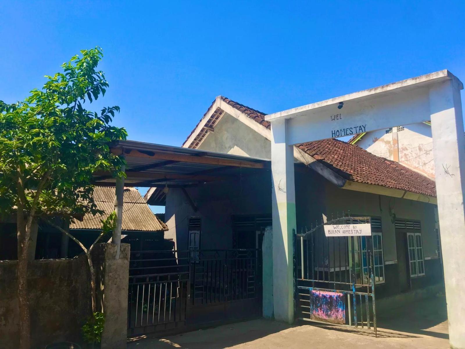 Bulan Homestay Plambi ภายนอก รูปภาพ