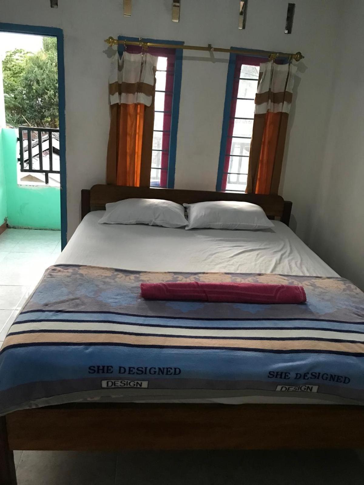 Bulan Homestay Plambi ภายนอก รูปภาพ